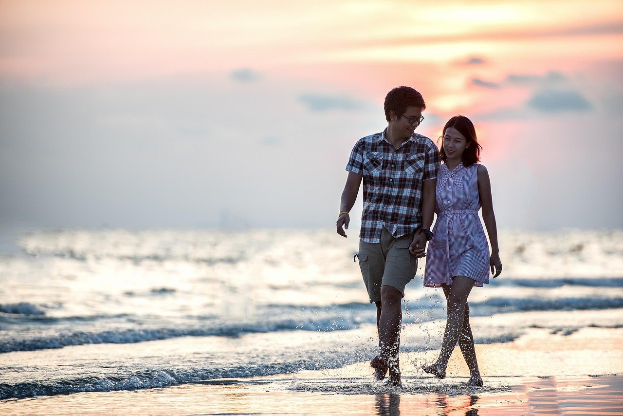 happy valentines day, couple, holding hands, beach, lovers, nature, affection, walk, walking, together, walking together, asian couple, shore, seashore, affectionate, happy couple, love, outdoor, smiling, relationship, pair, girl, sea, ocean, seaside, people, water, asia